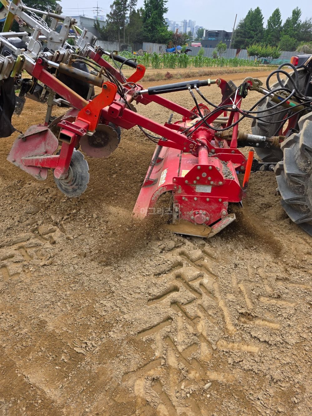  Rotavator 185 (경폭185cm) 뒤우측면