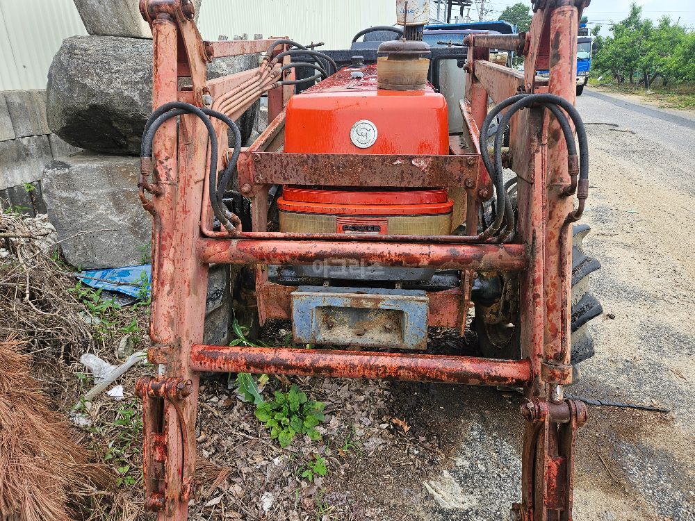 국제 트랙터 F505 (50마력)