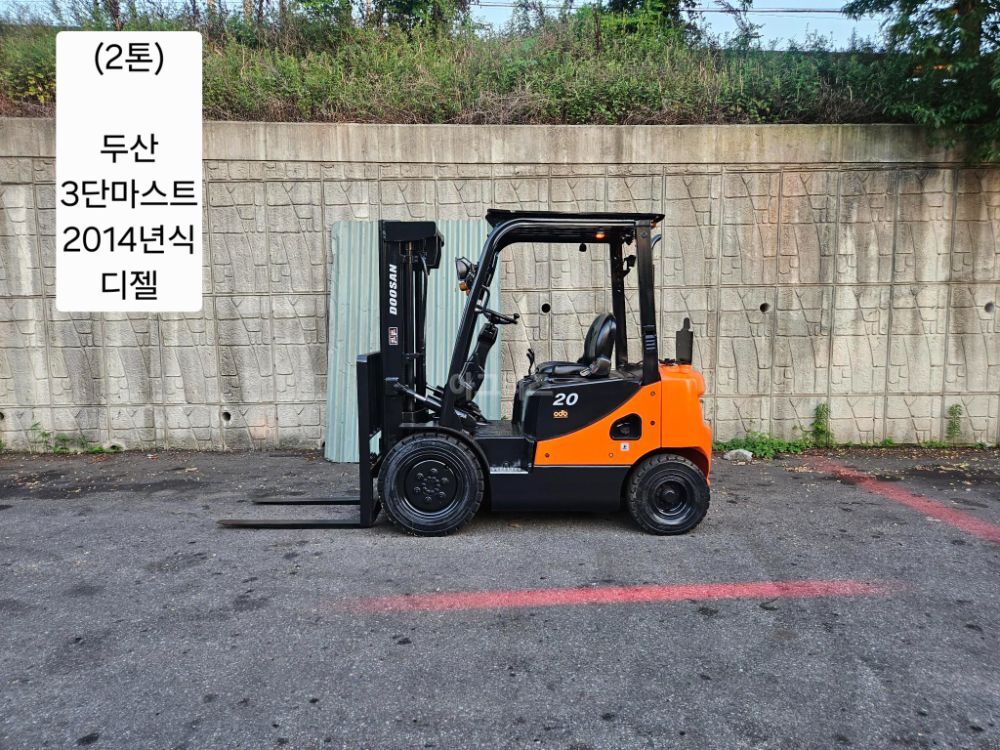 두산 지게차 중고 D20S-7 디젤 2톤 3단 (2톤)