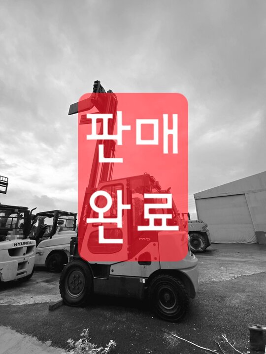 두산 지게차 디젤 2.5톤 3단 2012년식