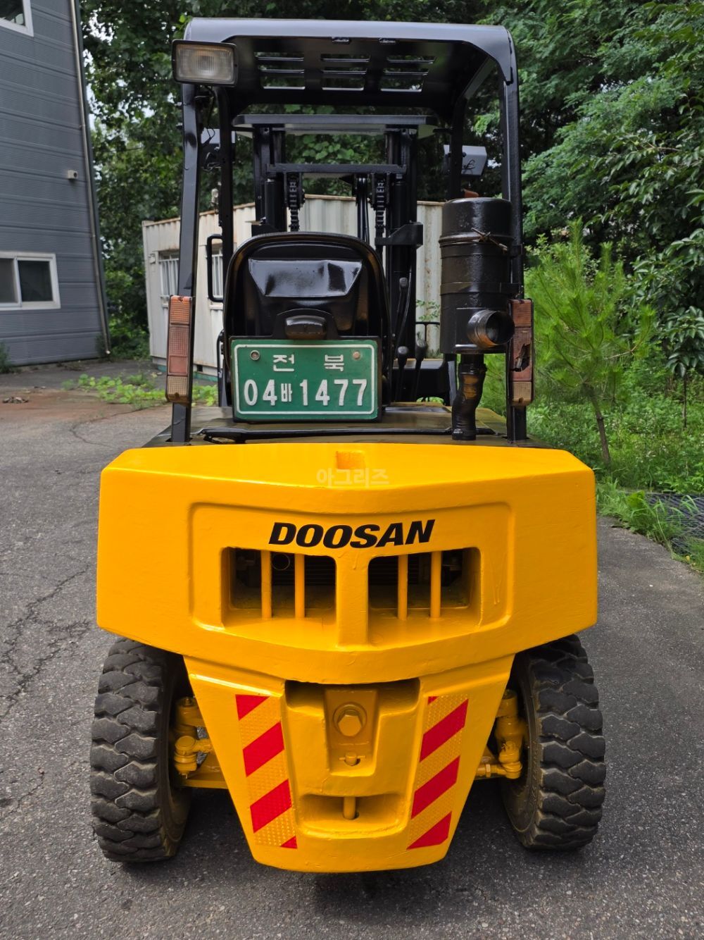 Doosan Forklift 2톤 중고 디젤 (2톤) 뒤우측면
