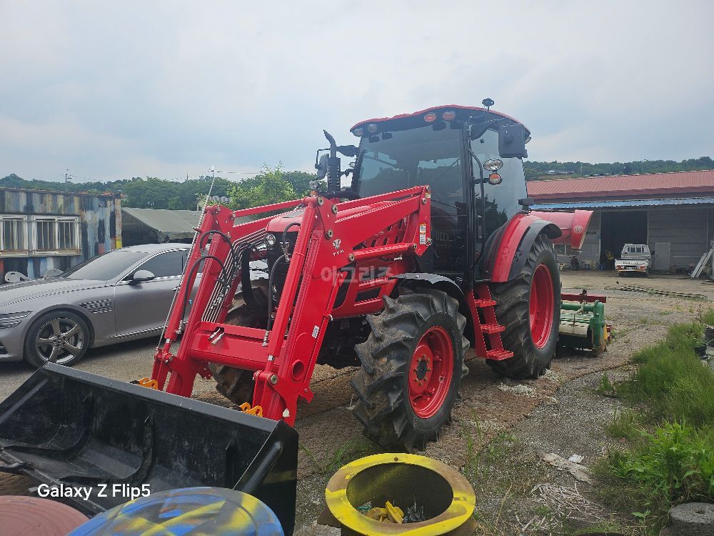 TYM 트랙터 K110E (111마력)