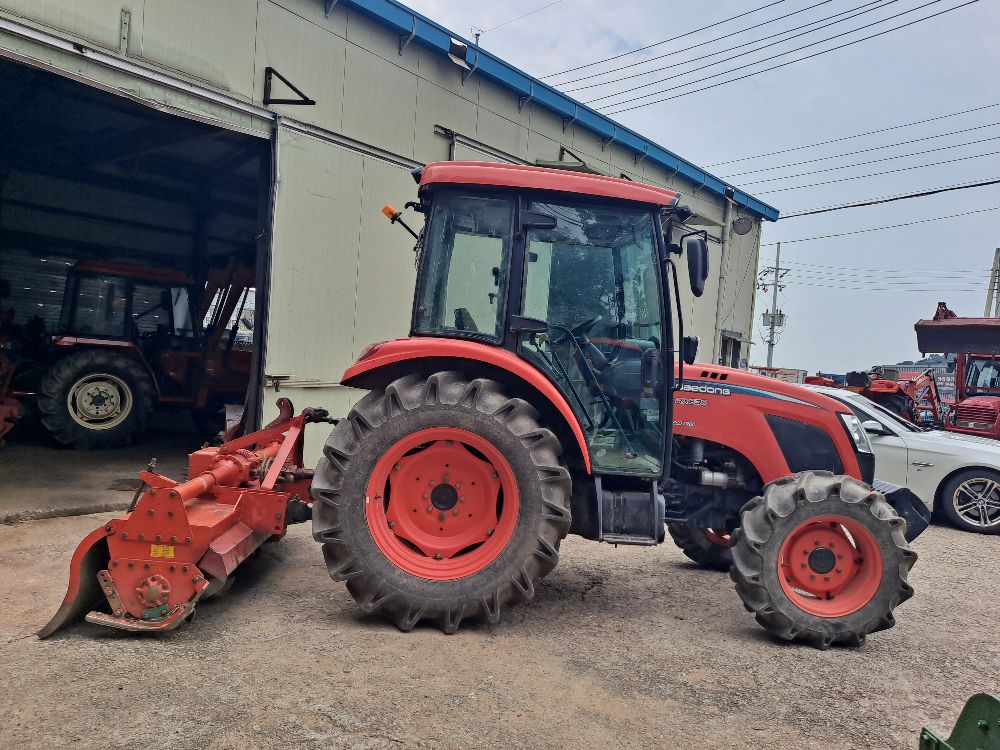 Tractor RX630 (63hp) 뒤우측면