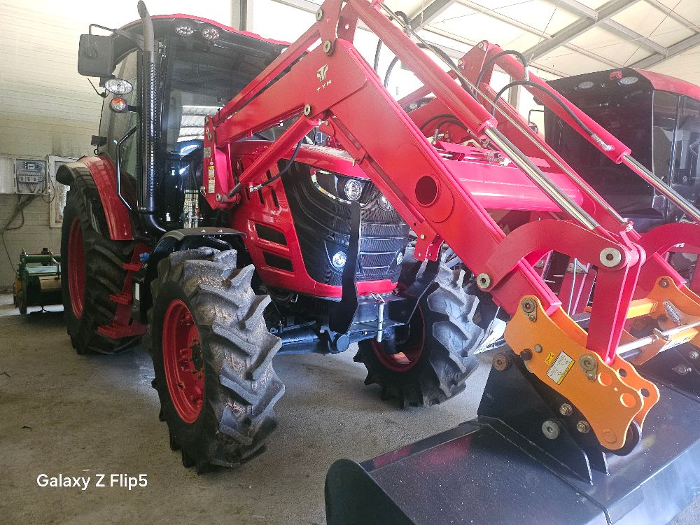 TYM Tractor K110E (111hp)
