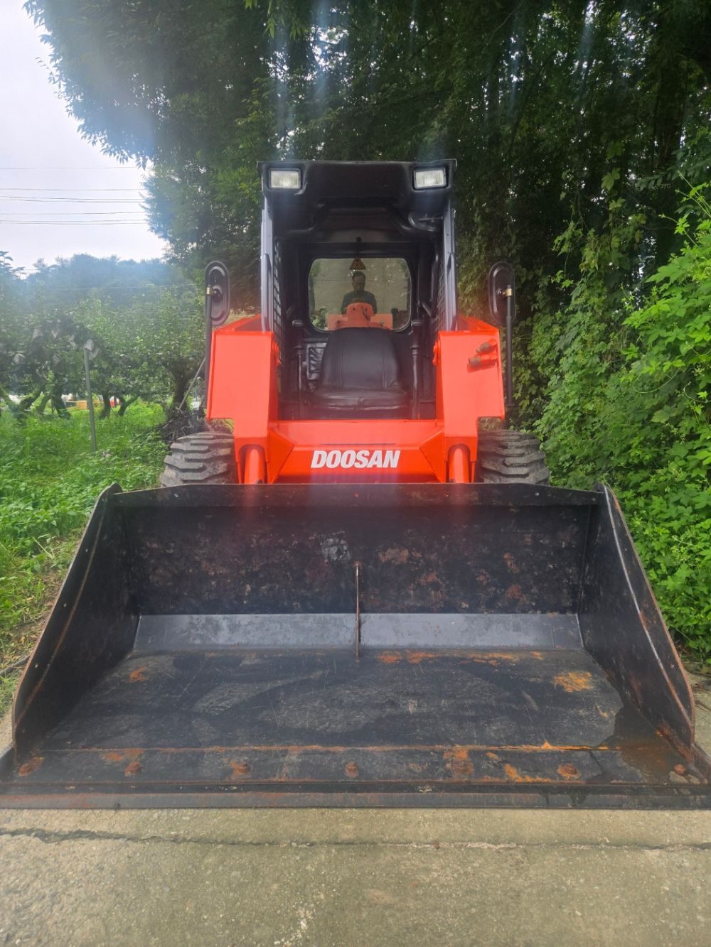 두산중공업 스키드로더 DSL 902
