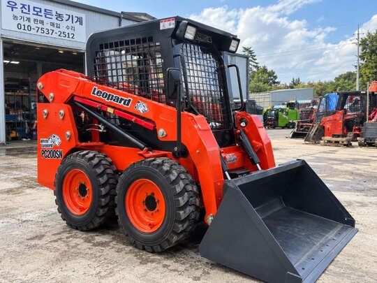  Skid steer loader PC200SN 