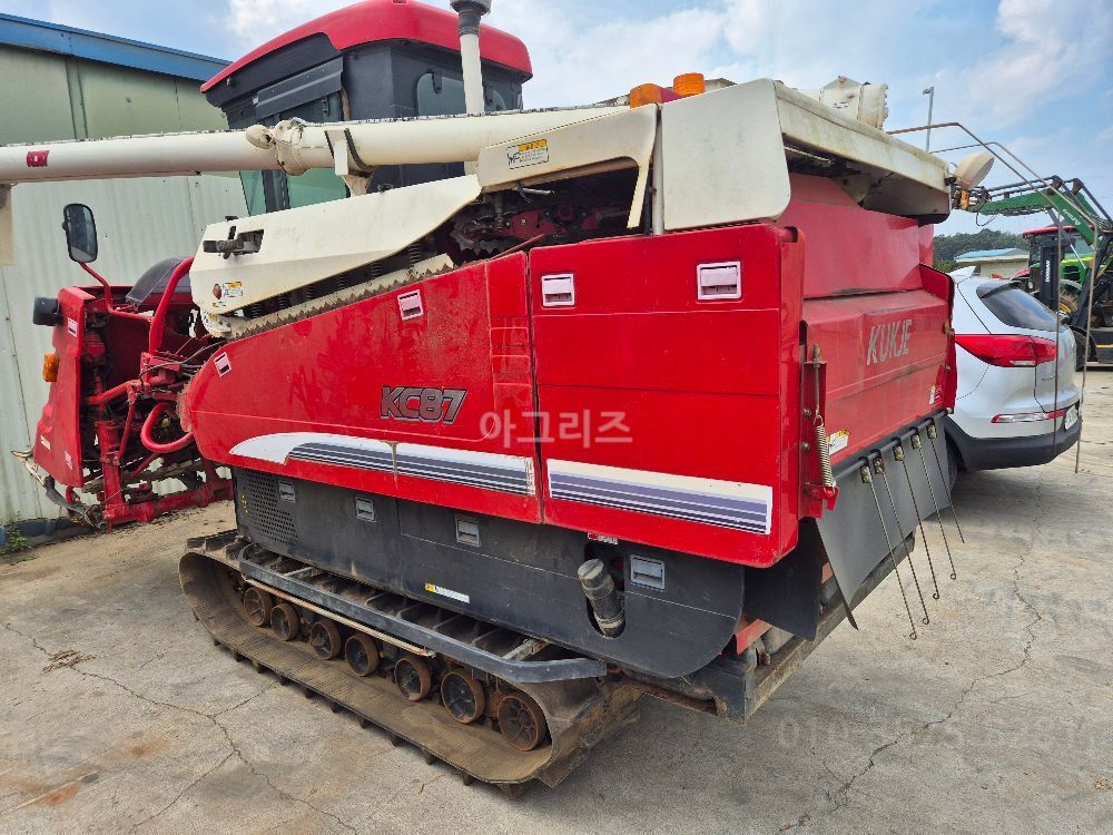 Kukje Combine Harvester KC87 (5Rows)