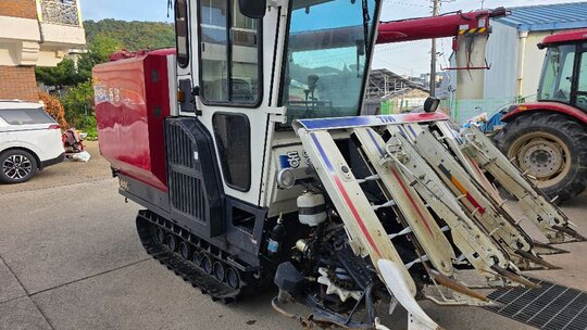 TYM Combine Harvester C805 (5Rows)