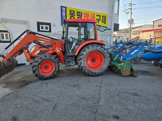 Daedong Tractor PX1000 (100hp) 앞좌측면