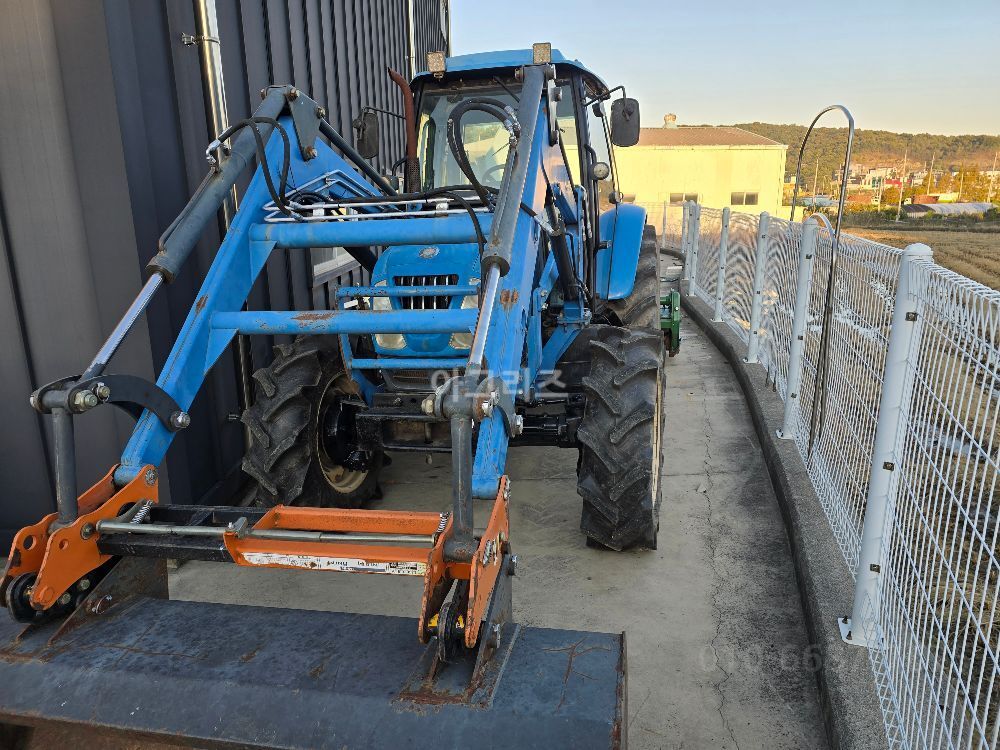 LS 트랙터 L7030 (85마력)