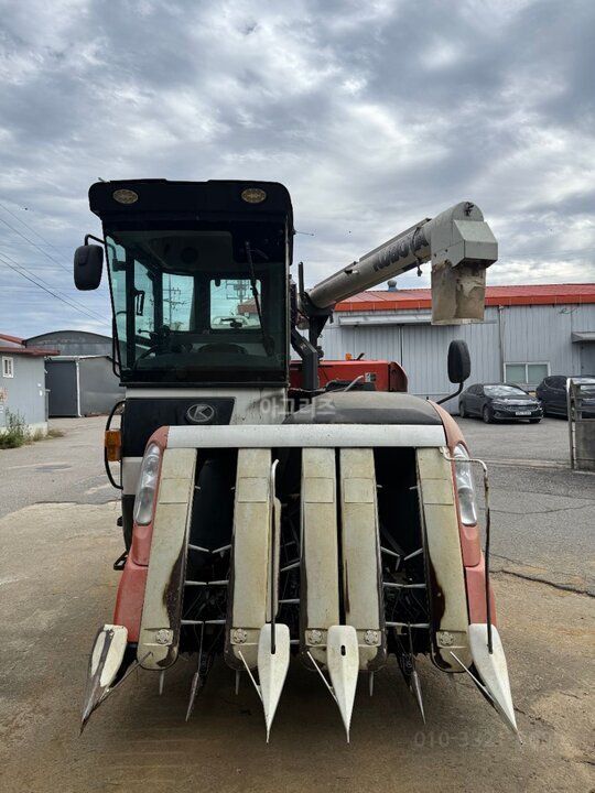 Kubota Combine Harvester ER575K (5Rows)