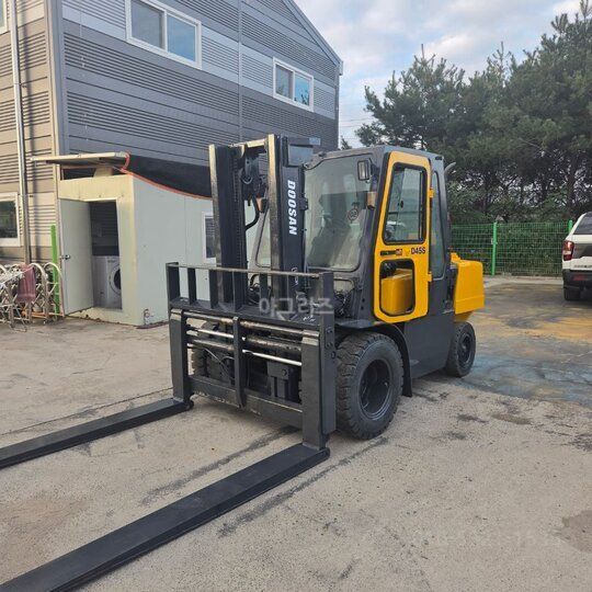 두산 지게차 D45S-2 (4.5톤)