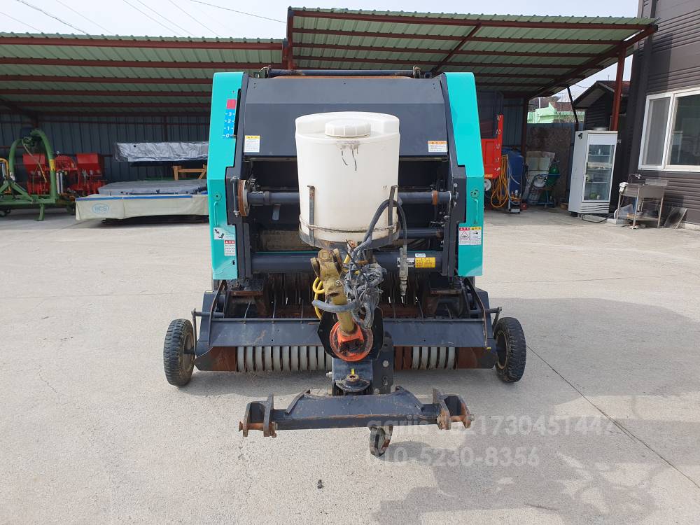  Round Baler CR10  뒤우측면