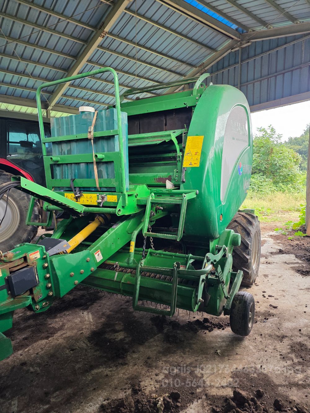 맥헤일 원형베일러 V660