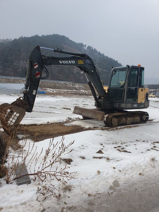 volvo 굴삭기 EC55C (5.5톤)