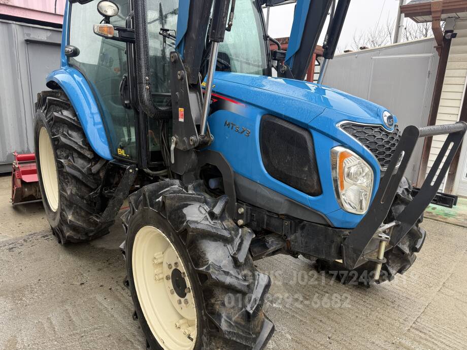 LS 트랙터 MT5.73 (73.9마력) 뒤우측면