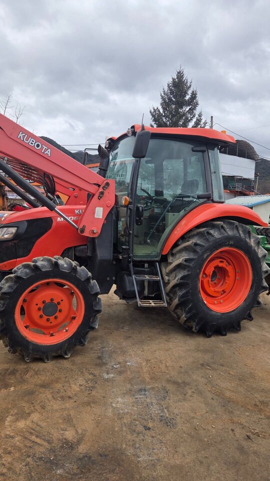 구보다 트랙터 M7060 (72마력)