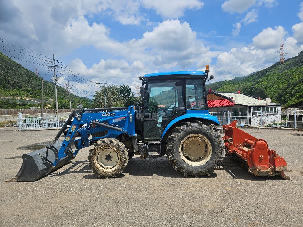 LS 트랙터 XR4150 (50.7마력)