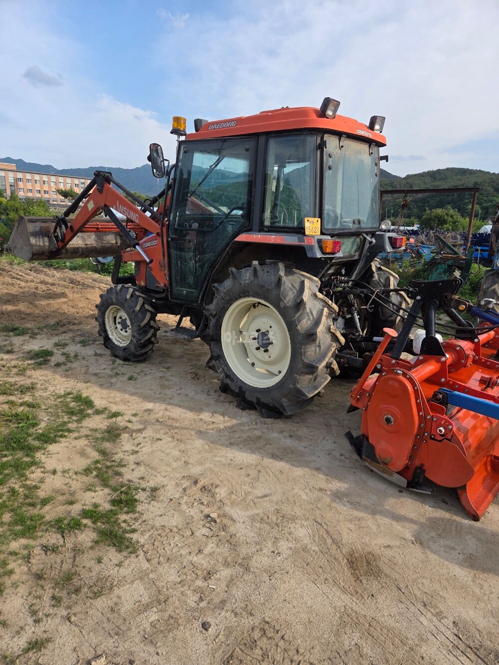 Daedong Tractor D400 (43hp)
