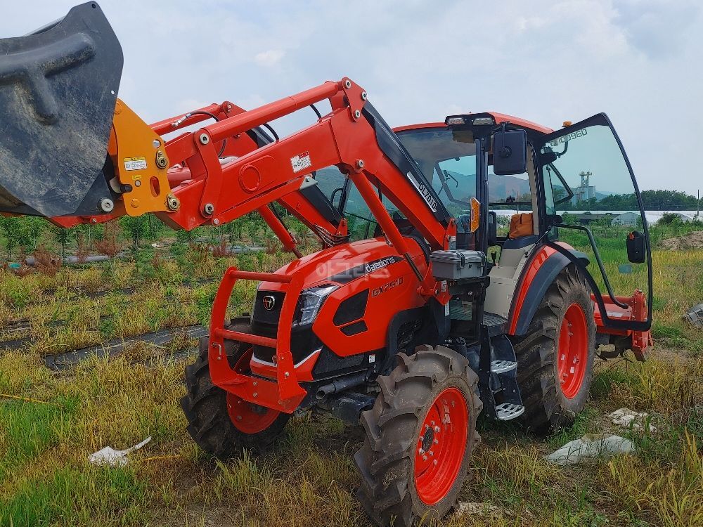 대동 트랙터 GX7510ATC (73.1마력) 뒤우측면