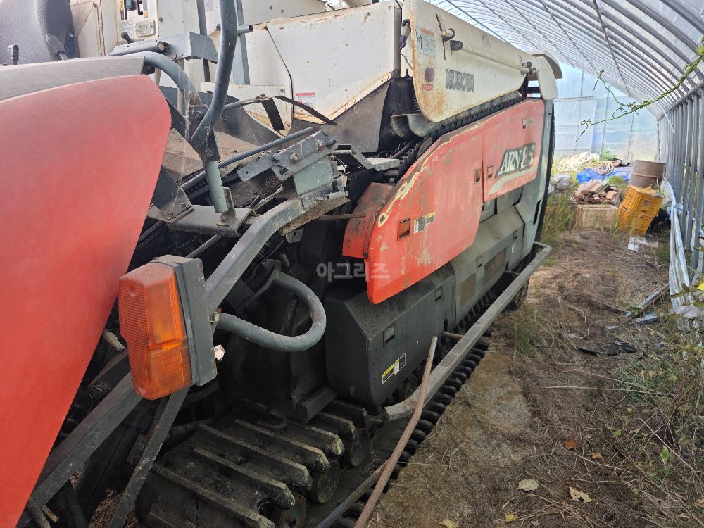 Kubota Combine Harvester ARN85 (5Rows) 뒤우측면