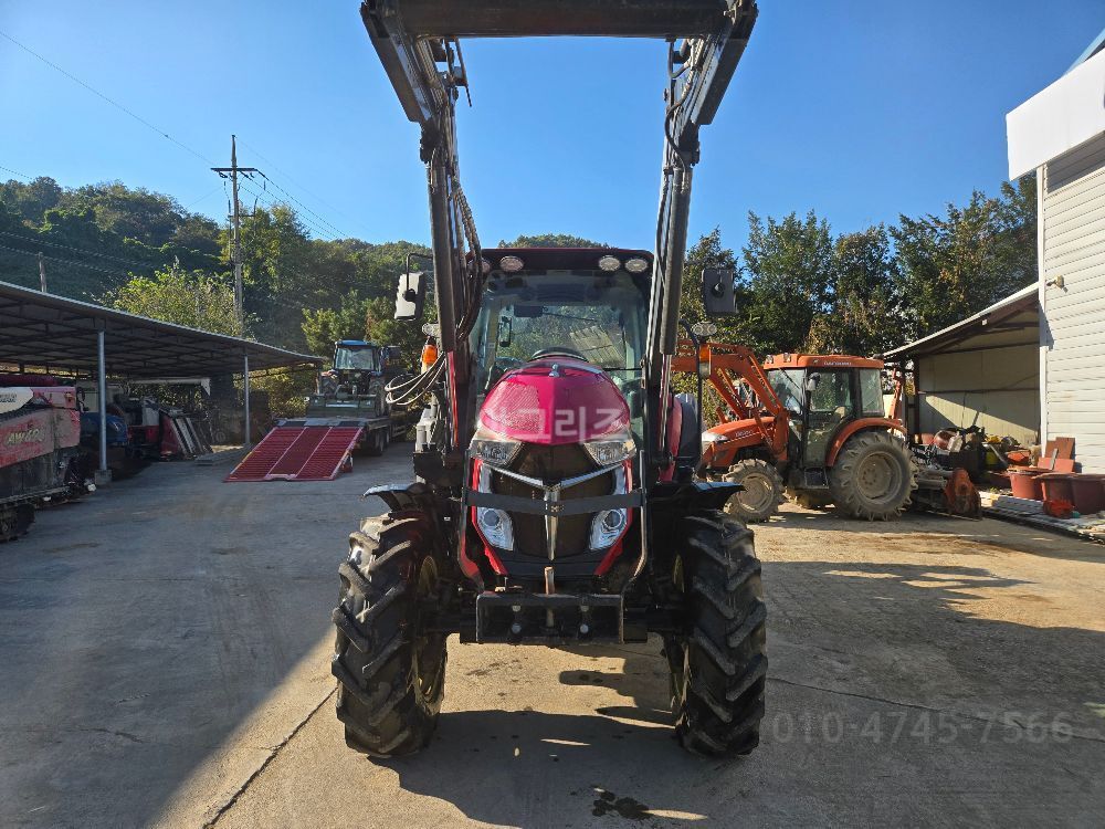 Yanmar Tractor YT490A (90hp)