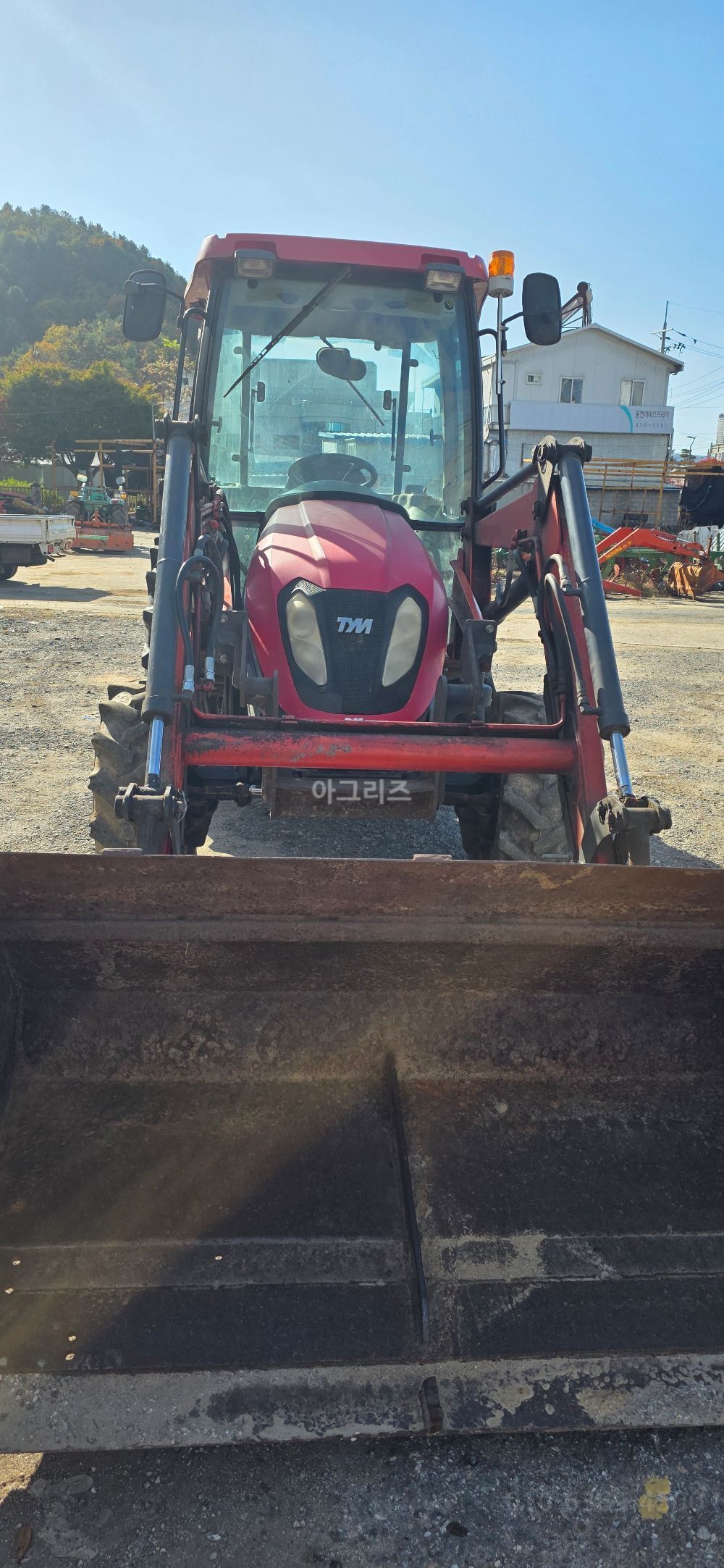 TYM 트랙터 T483 (48마력)