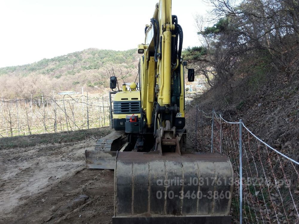 현대 굴삭기 RX55 (5.5톤) 뒤우측면