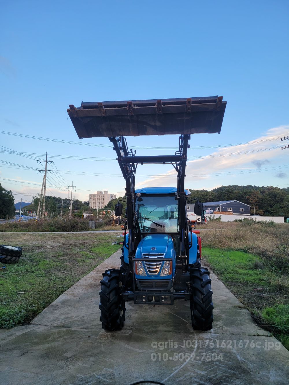 LS Tractor XU6158 (58.8hp)