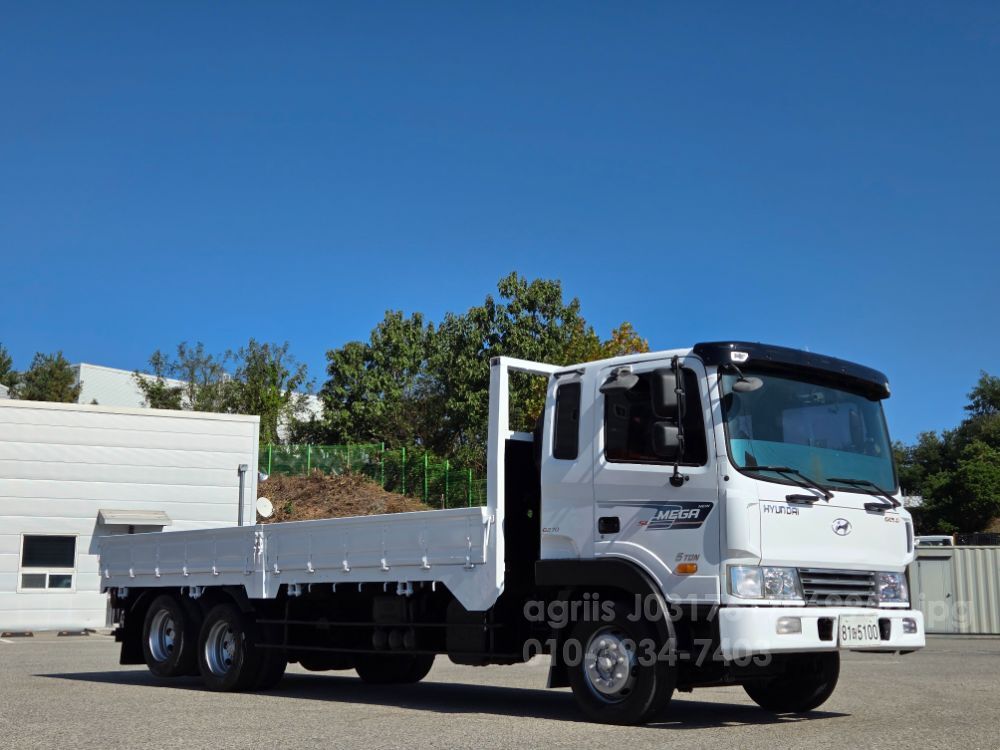 현대 메가트럭5톤 6m25후축 뒤우측면