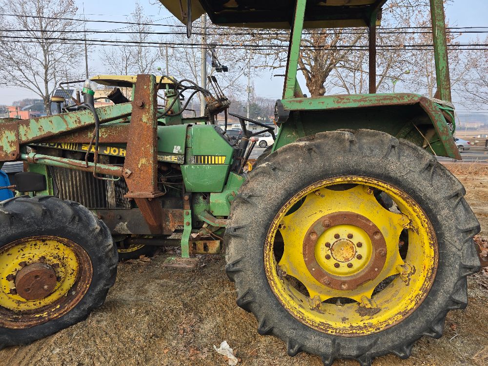 국제 트랙터 1650 (51마력)