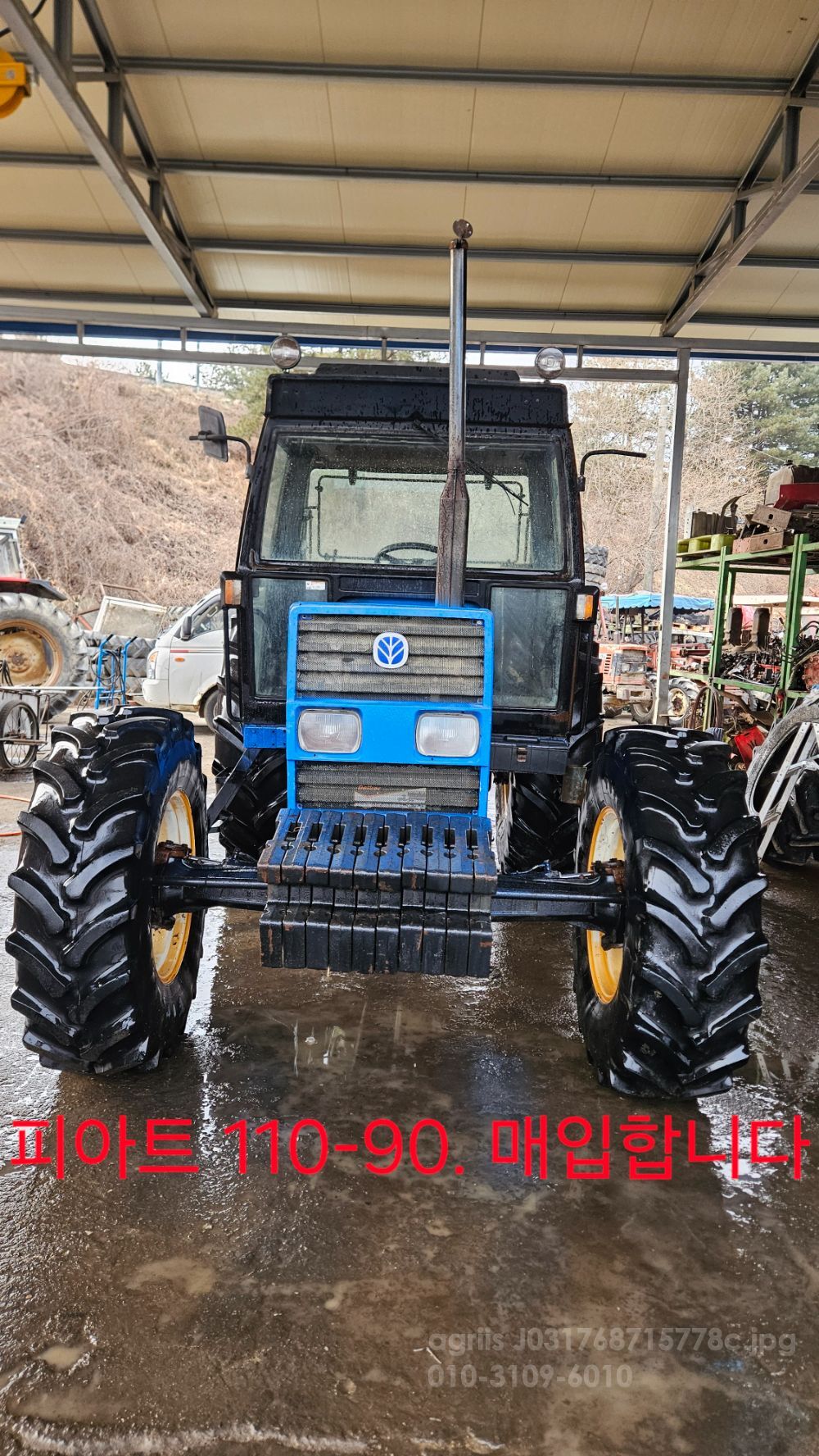 NewHolland Tractor 110-90 (110hp)