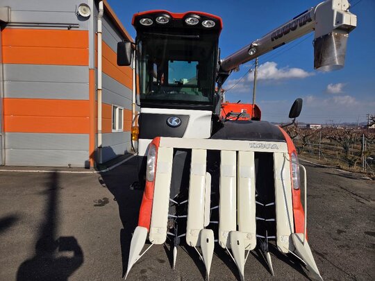 Kubota Combine Harvester ER575K (5Rows)