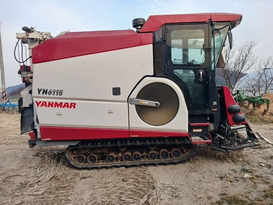 얀마 콤바인 YH6115 (6조식)