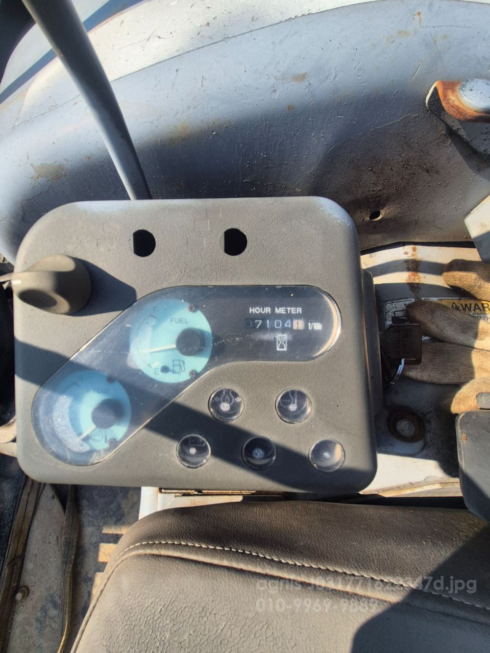 얀마030굴삭기 굴삭기 (03톤) 뒤우측면