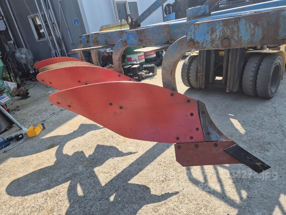 유영 쟁기 대형삭갈이4련1550