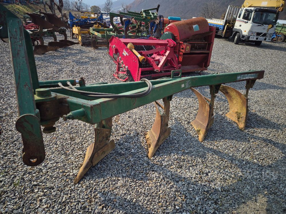  쟁기 삭갈이 4련3련