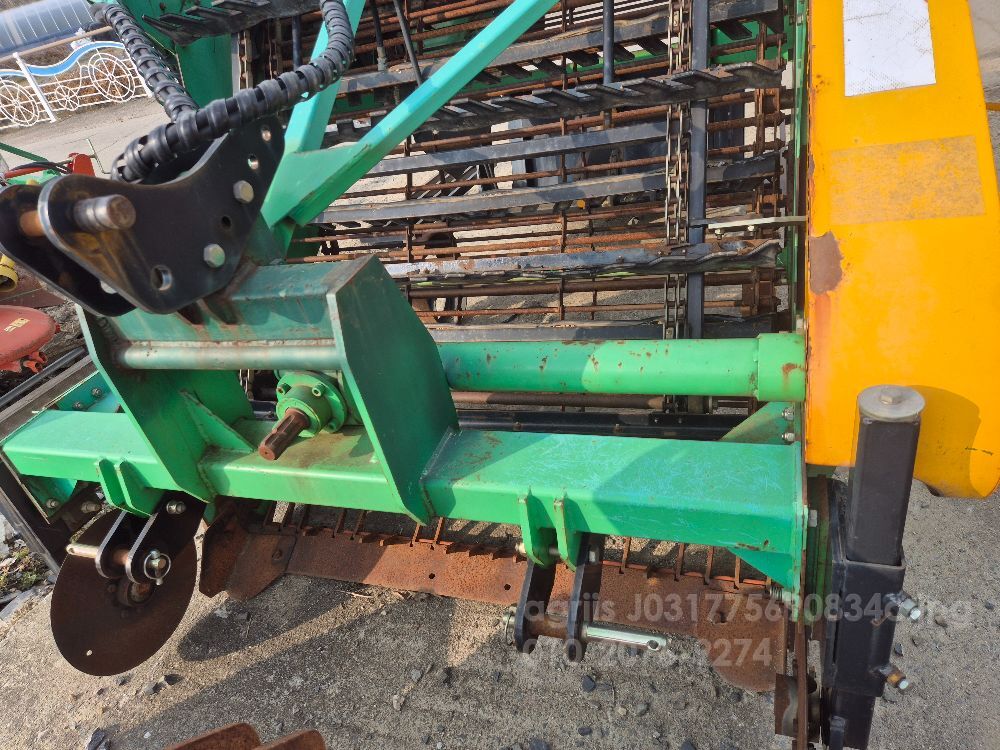 Shinheung Harvester 트랙터용 감자 양파 1400 
