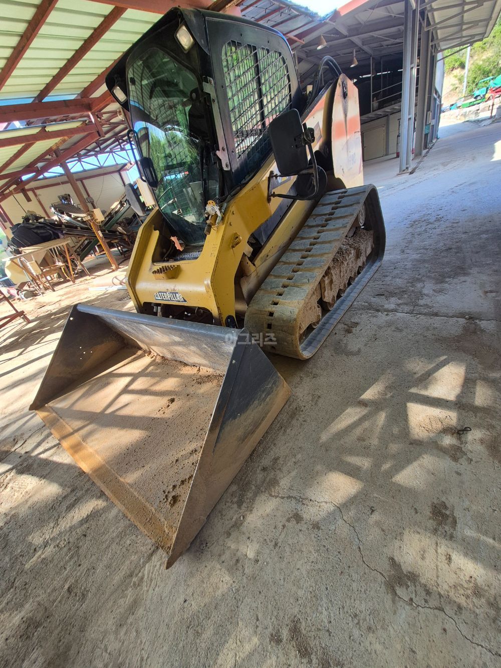 케타필러스키로더 스키드로더 스키드로더