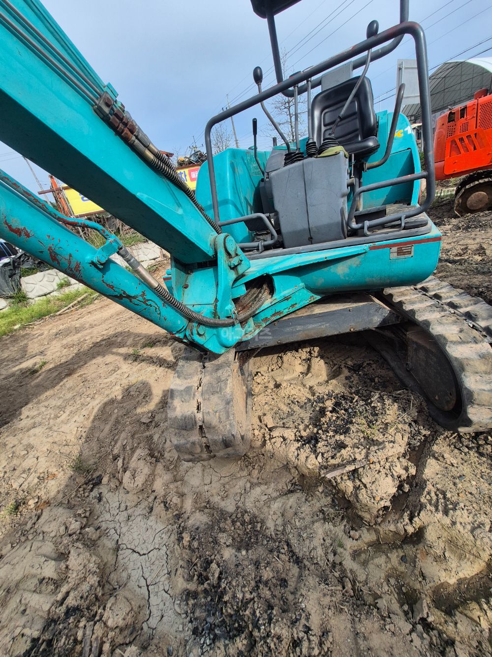 코마즈굴삭기 굴삭기 코마즈2,8 (2,8톤)