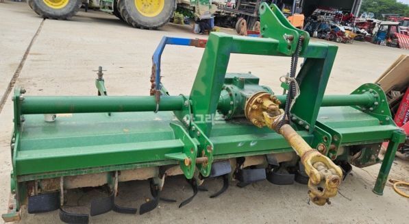 웅진기계 로타리 WJ245 (경폭245cm) 뒤우측면