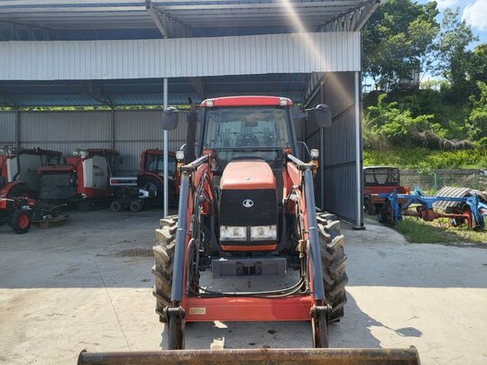 Kubota Tractor M105X (105hp)