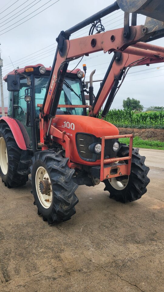국제 트랙터 KX100 (100마력)