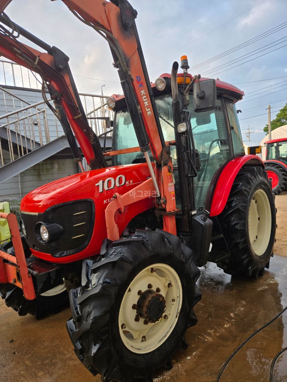 국제 트랙터 KX100 (100마력)