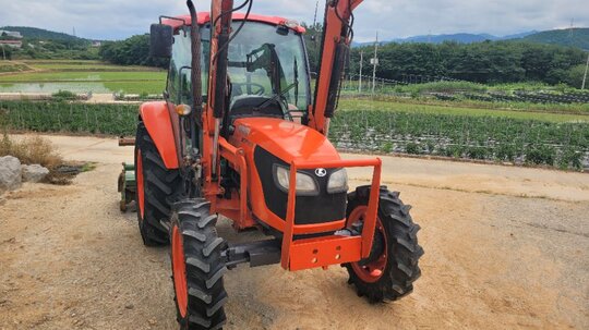 구보다 트랙터 M7040 (74마력)