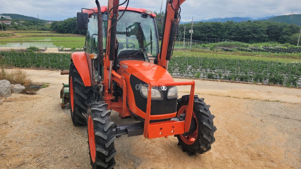 구보다 트랙터 M7040 (74마력)