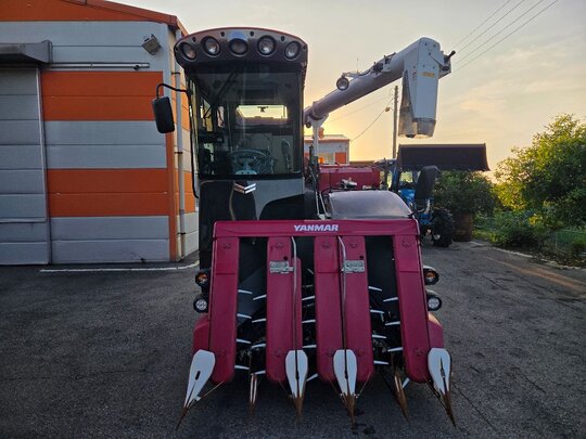 Yanmar Combine Harvester YH5101 (5Rows..