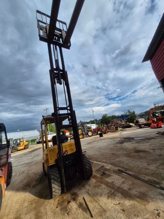  Forklift 하이스터3톤3단마스터 (3톤)