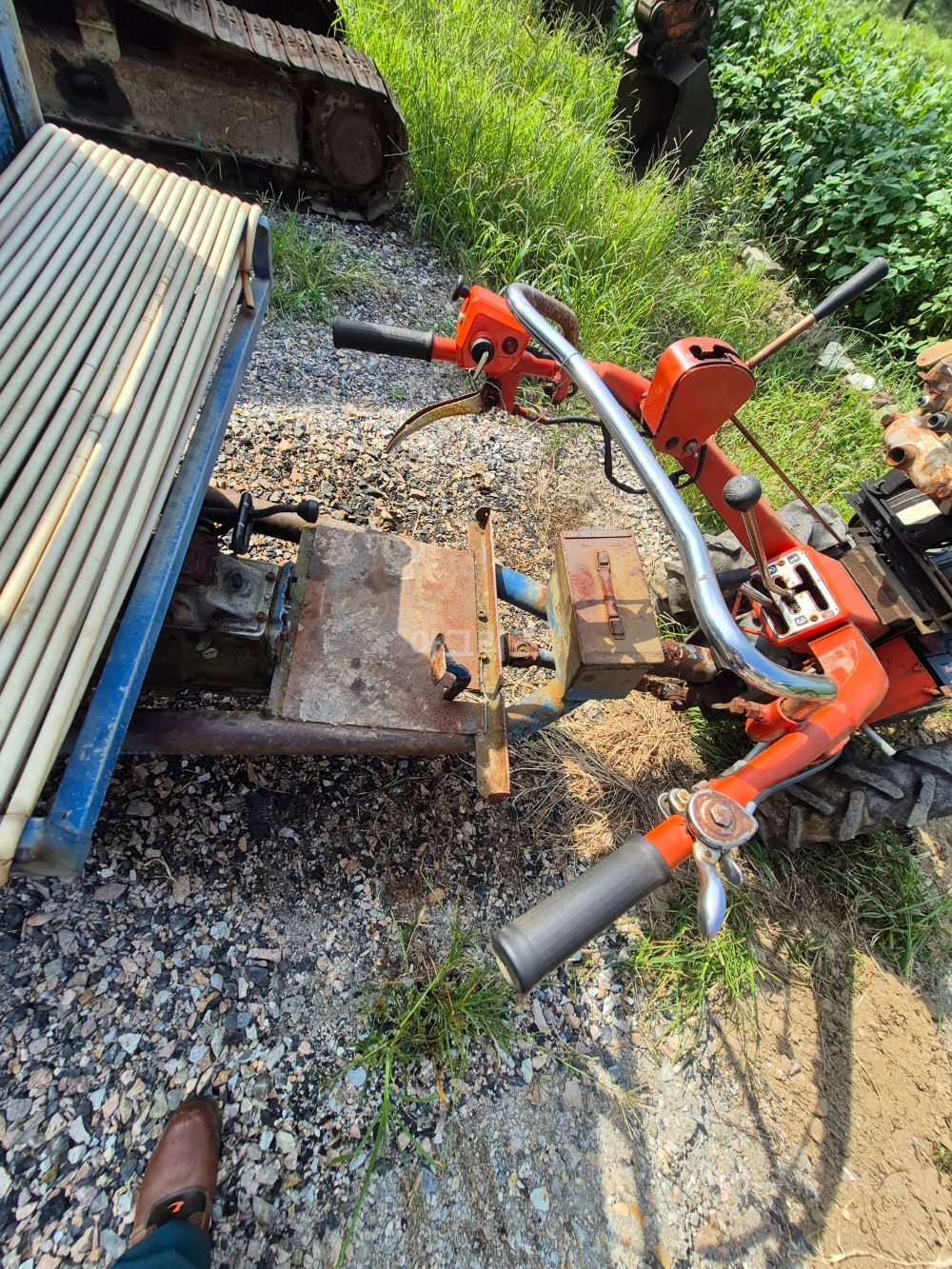 Daedong Power Tiller DT100 (10hp) 뒤우측면