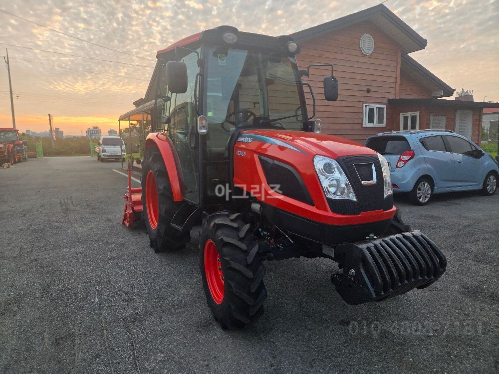 Daedong Tractor NX500 (50hp) 뒤우측면